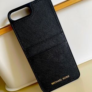 Case for iPhone 8 / 7 Michael Kors Saffiano Leather Pocket Slim Cover